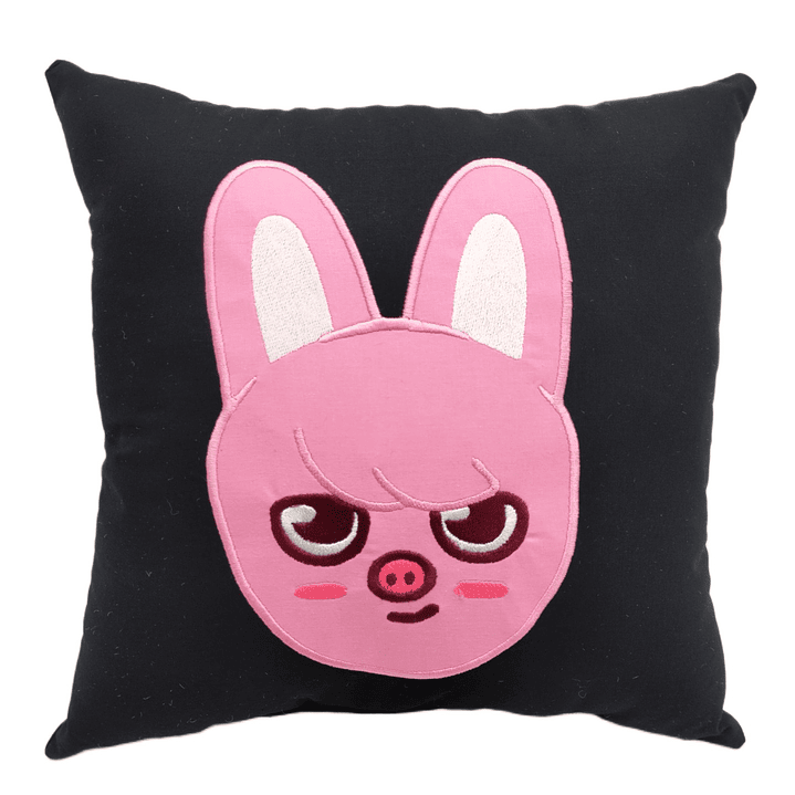 Cojín Bordado Stray Kids Changbin | Skzoo Dwaekki Black edition 1