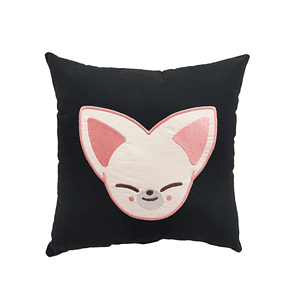 Cojín Bordado Stray Kids I.n | Skzoo Foxi.ny Black edition