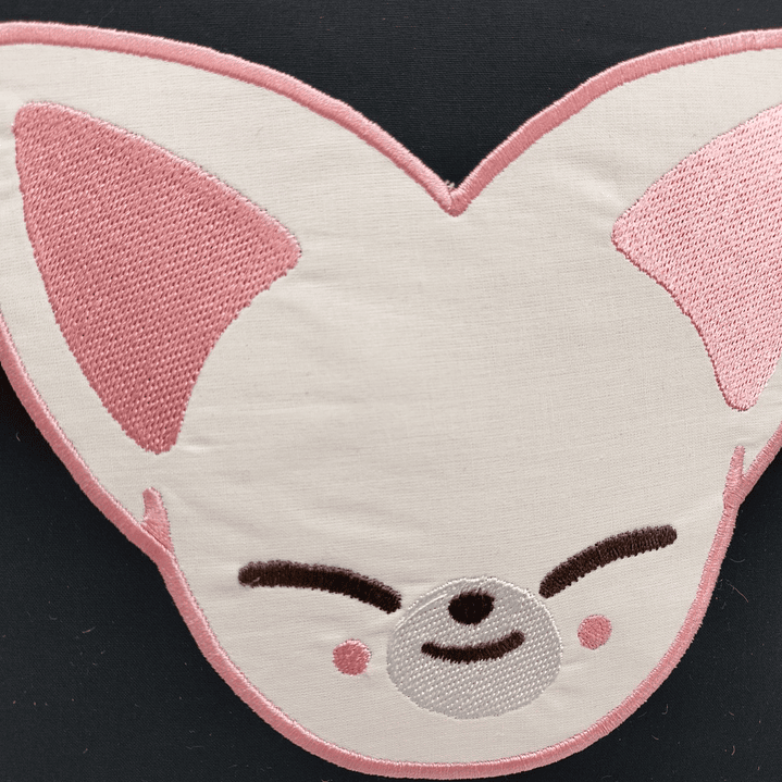 Cojín Bordado Stray Kids I.n | Skzoo Foxi.ny Black edition 4