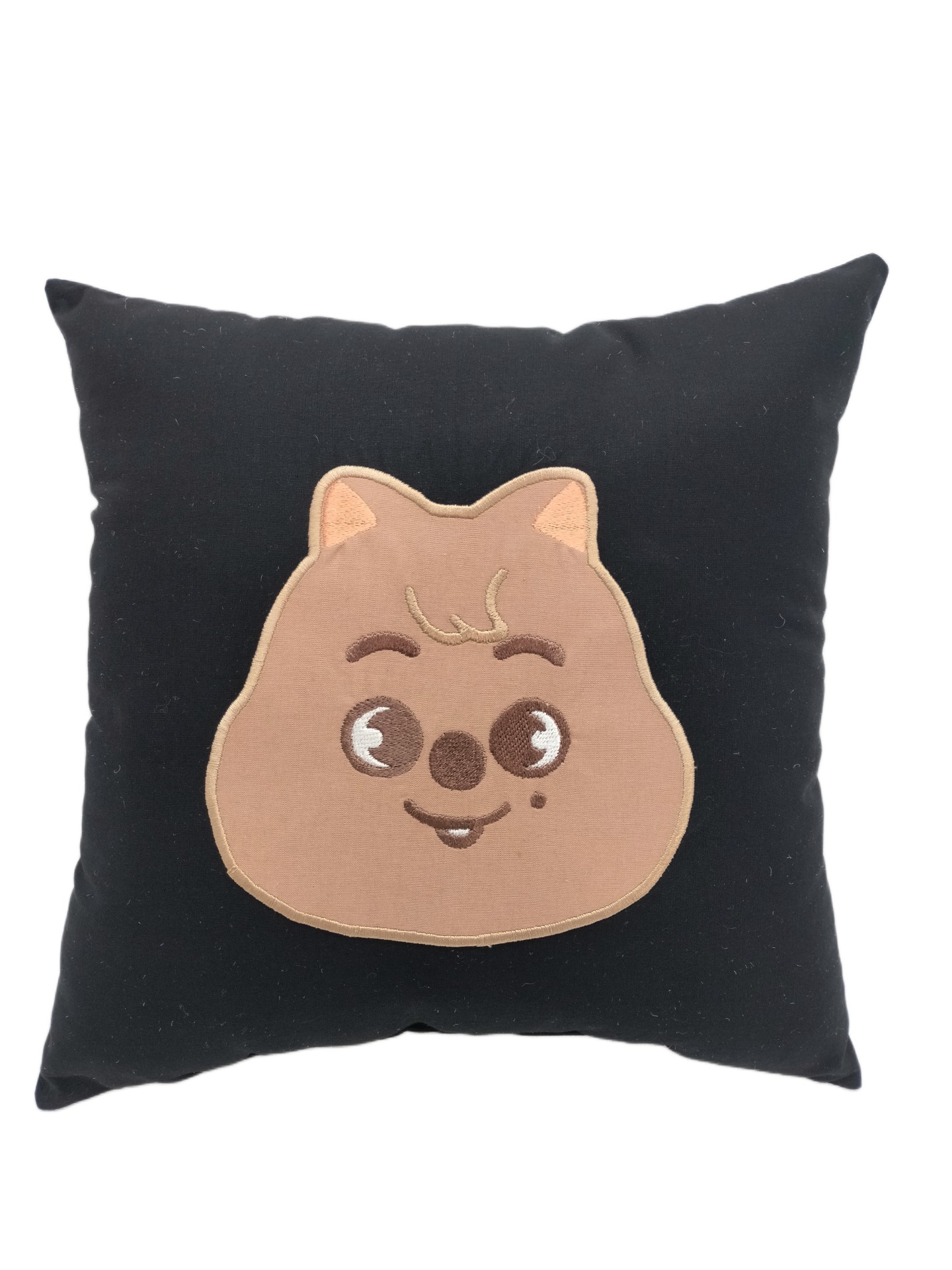 Cojín Bordado Han Quokka SKZoo | Han Stray Kids