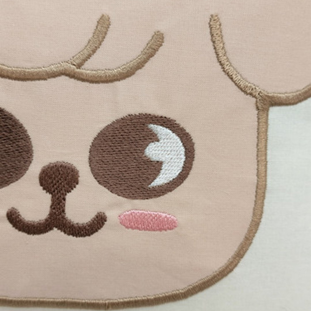 Cojín Bordado Stray Kids Seungmin | Skzoo PuppyM Black edition 7