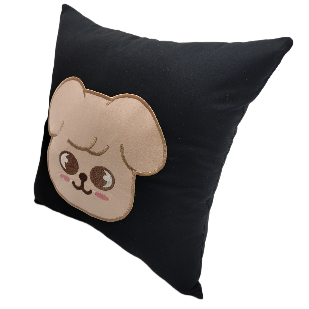 Cojín Bordado Stray Kids Seungmin | Skzoo PuppyM Black edition 4