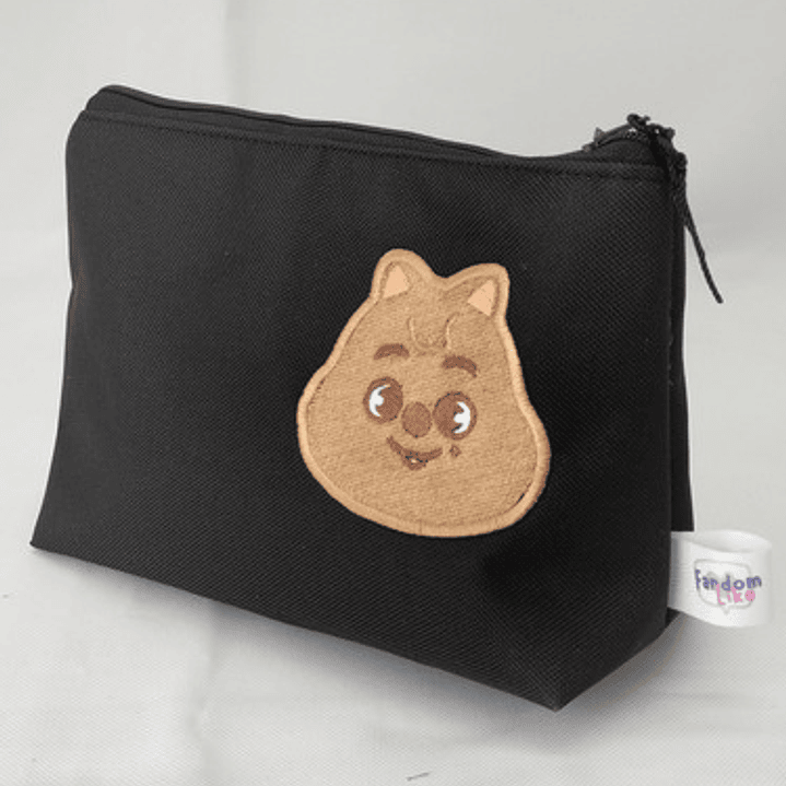 Estuche Bordado Skzoo - Han Quokka 1