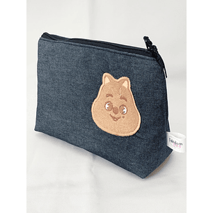 Estuche Bordado Skzoo - Han Quokka