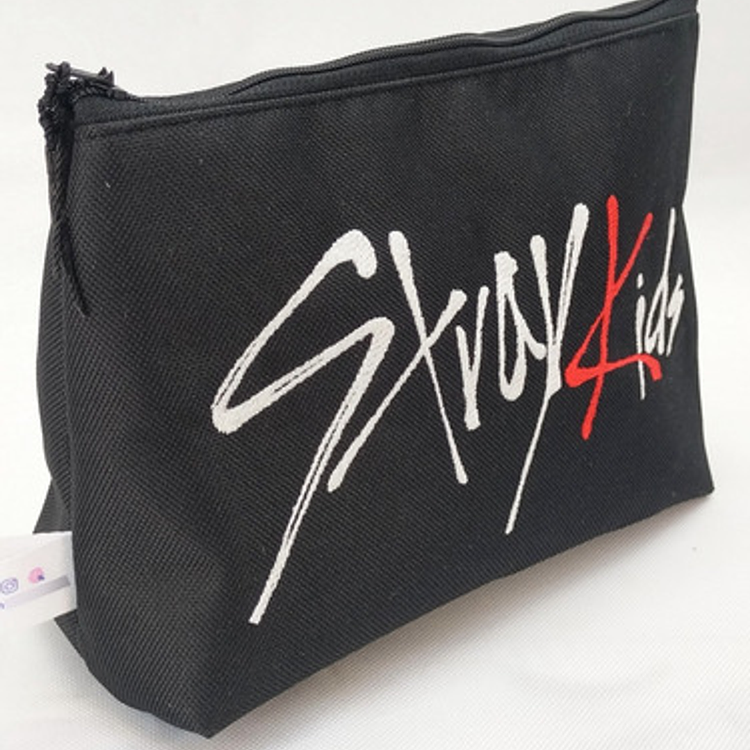 Estuche Bordado Skzoo - Foxi.ny 2