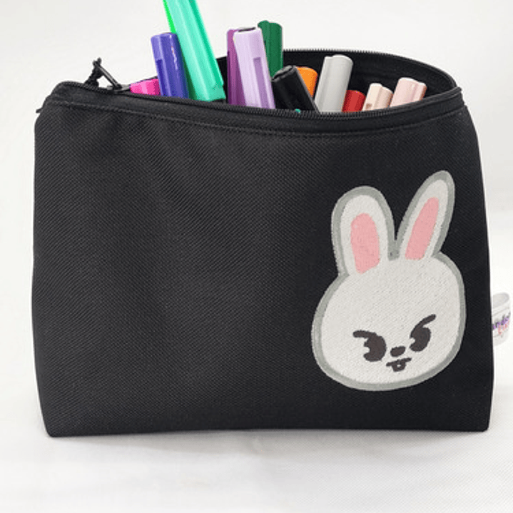 Estuche Bordado Skzoo - Leebit 3