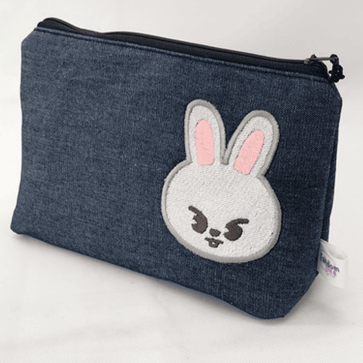 Estuche Bordado Skzoo - Leebit 1