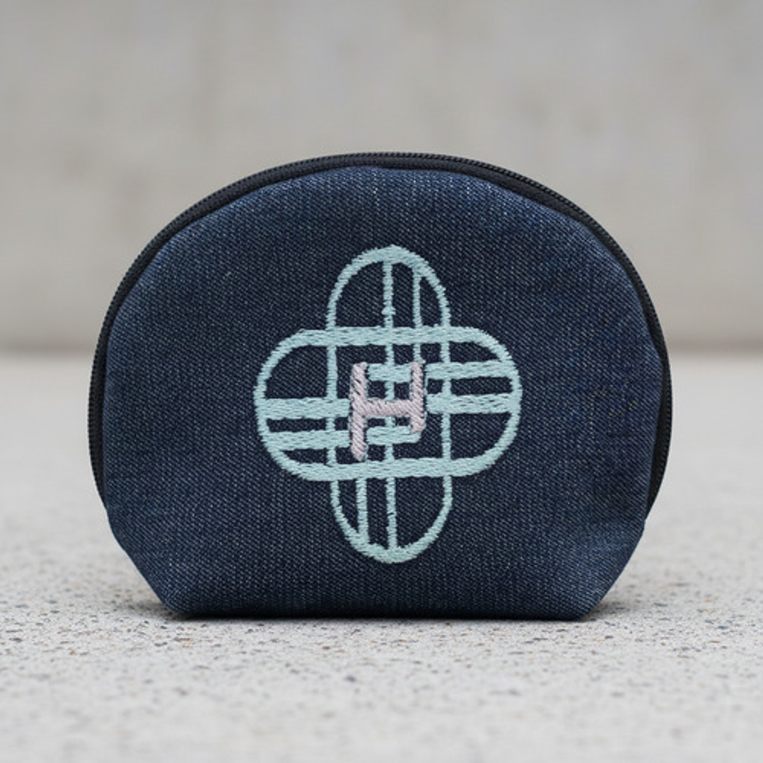 Monedero Bordado K-pop Cazadoras Logo Huntrix 6