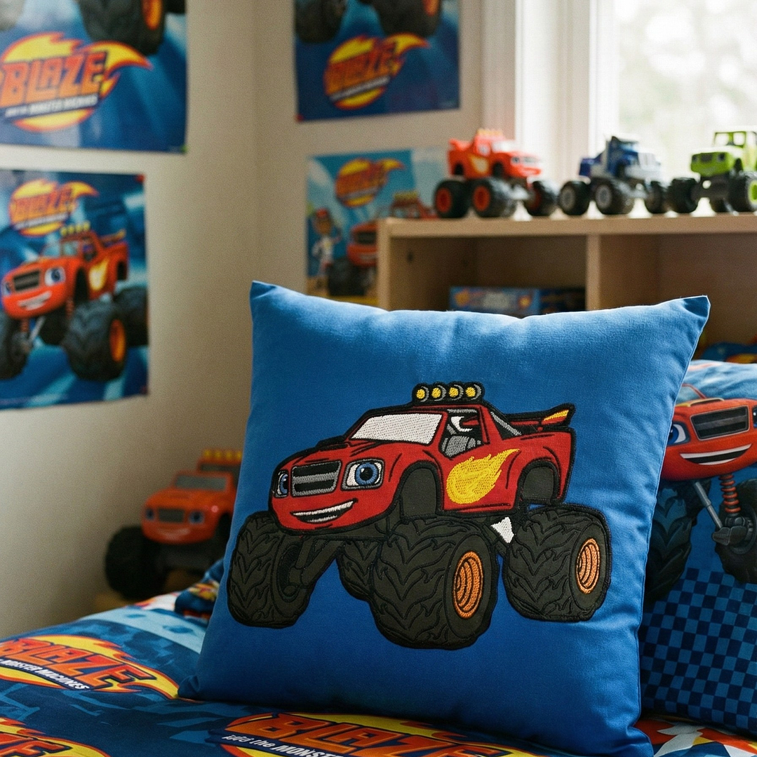 Cojín Bordado Blaze and the Monster Machines 6