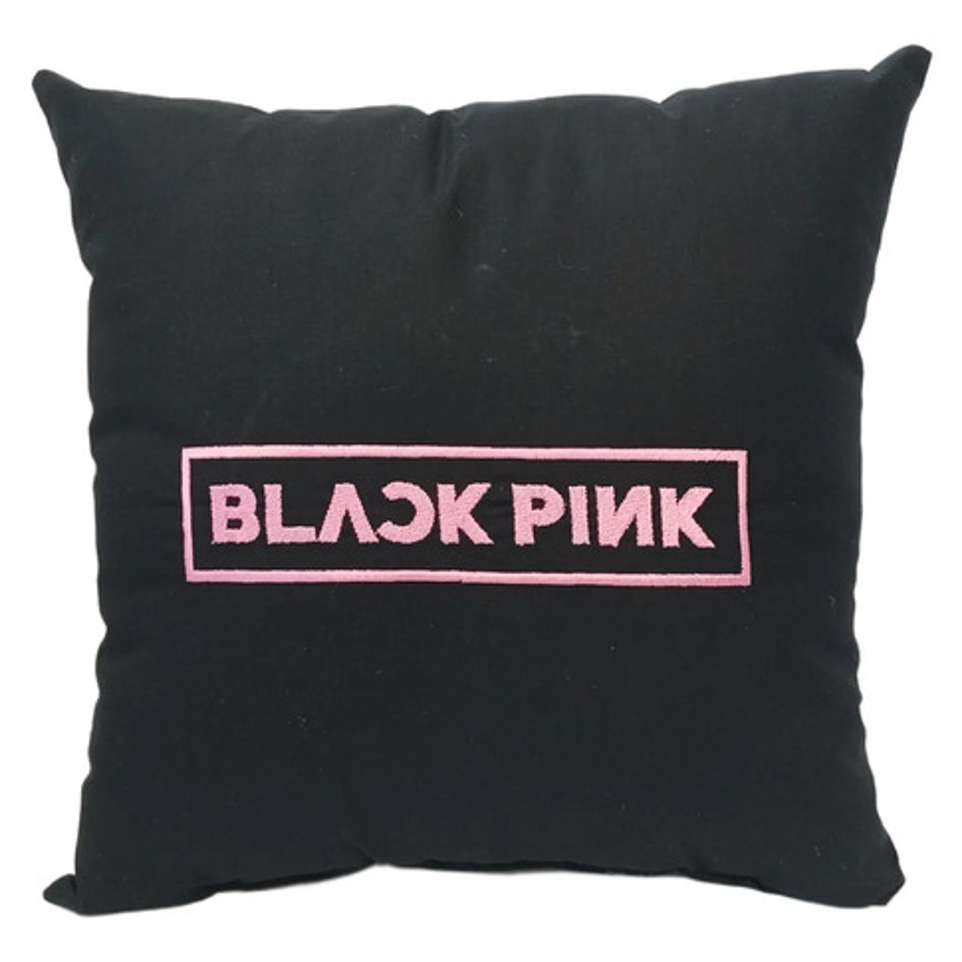 Cojín Bordado K-pop BlackPink Lisa Ppeu 2