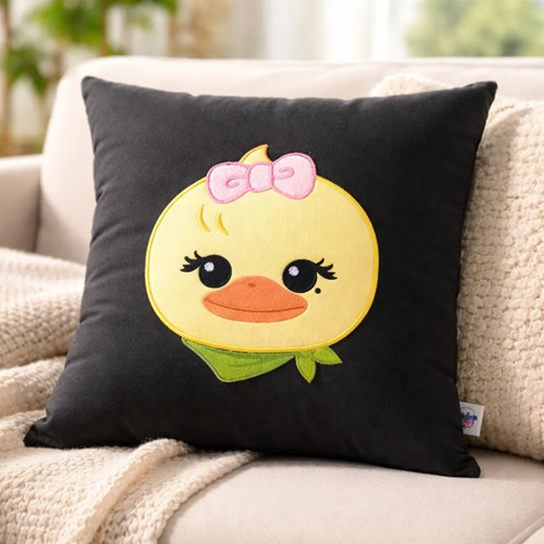 Cojín Bordado K-pop BlackPink Lisa Ppeu 3