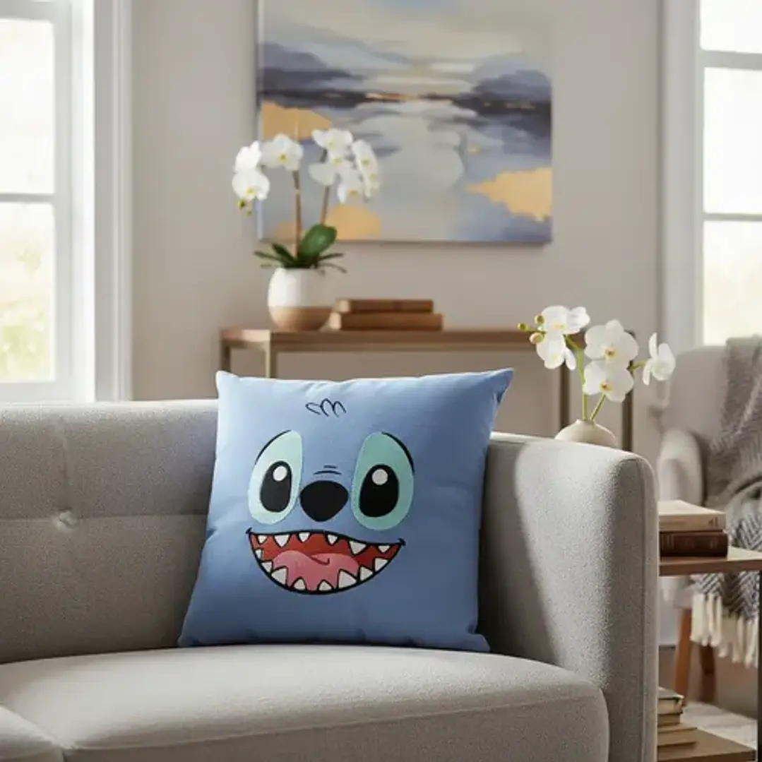 Cojín Bordado El Alienígena Más Adorable Y Travieso. 2