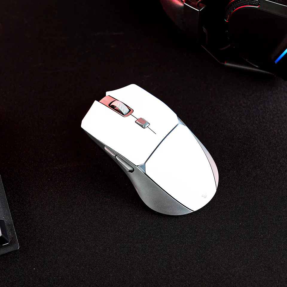 WGC3 CRYPTO White Gaming Mouse Inalámbrico 10.000 DPI 12