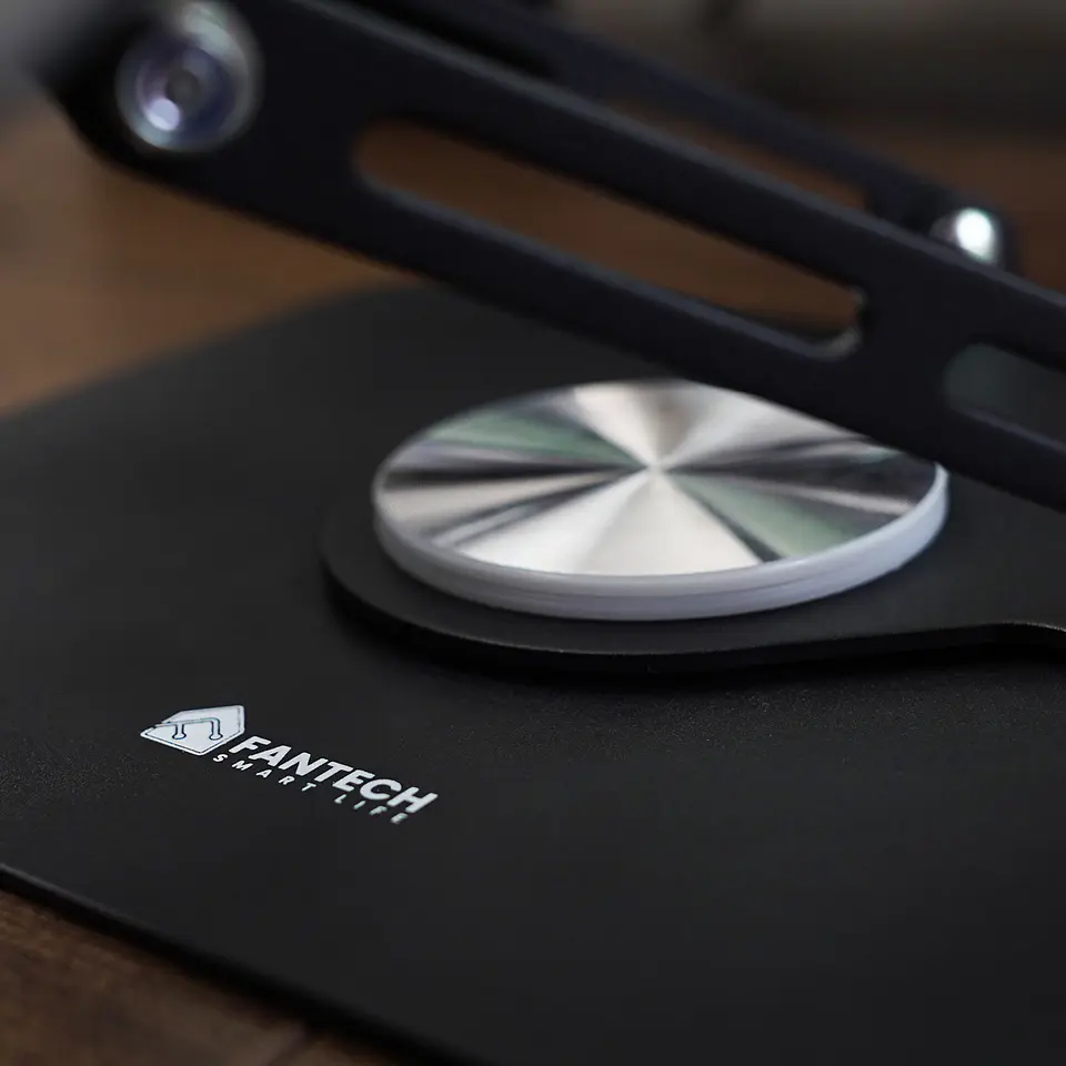 NS10 Black Base de Notebook con Elevación 9