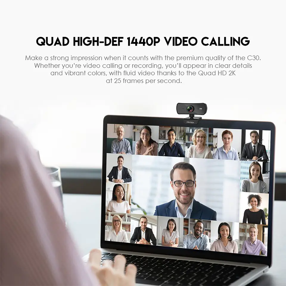 C30 LUMINOUS Black Webcam 2K Cámara Web Quad HD  9