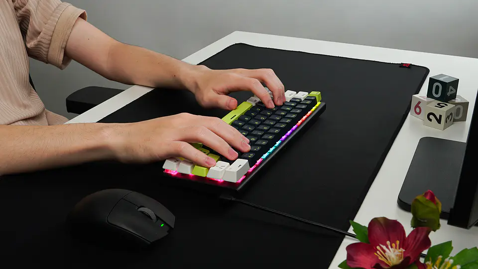 MK874V2 ATOM63 Mori Blue Teclado Mecánico 60% Hot-Swappable Layout USA 19