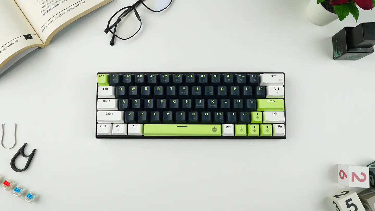 MK874V2 ATOM63 Mori Blue Teclado Mecánico 60% Hot-Swappable Layout USA 10