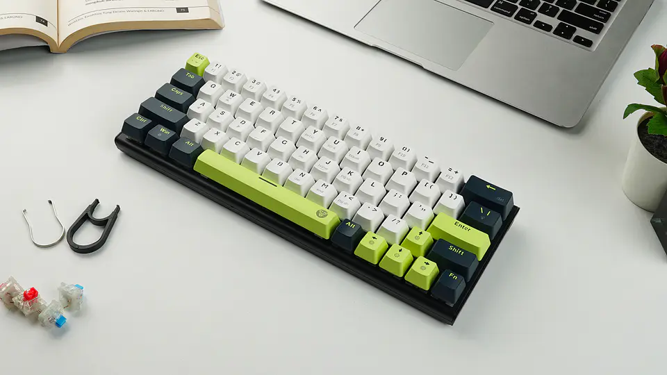 MK874V2 ATOM63 Mori White Teclado Mecánico 60% Hot-Swappable Layout USA 11