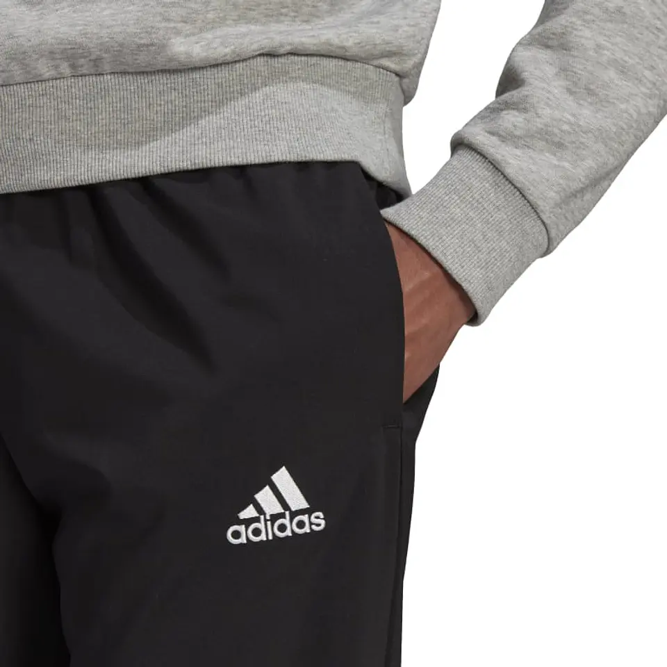 Pantalón de Buzo Hombre Negro Adidas GK8893 4