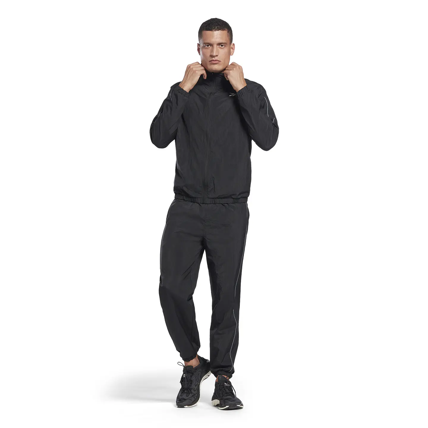 Buzo Hombre Negro Reebok H46636 1