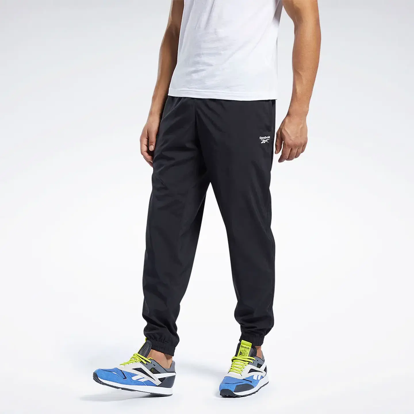 Pantalón de buzo Hombre Negro Reebok Fp9141 1