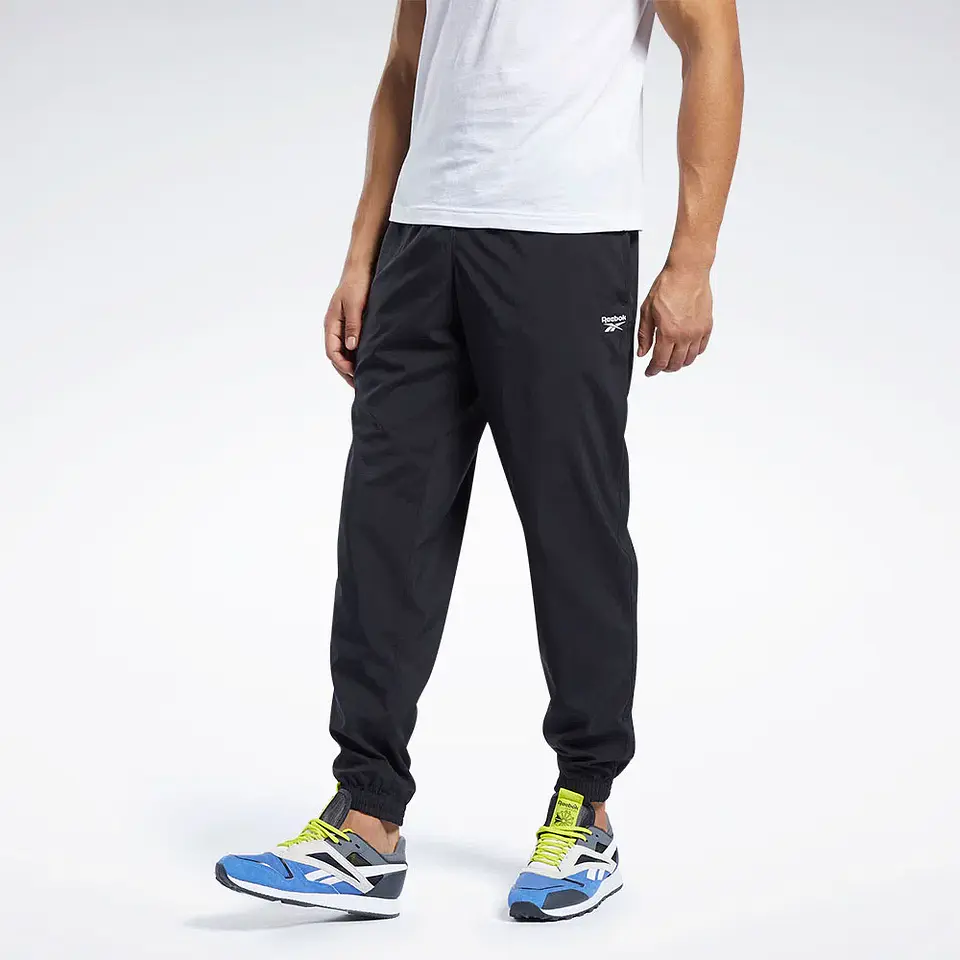 Pantalón de buzo Hombre Negro Reebok Fp9141 1