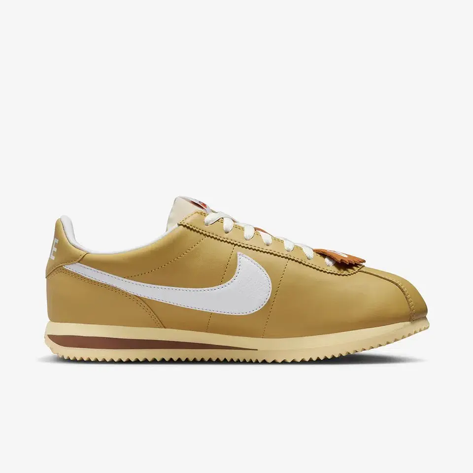 Zapatilla Hombre Dorado Nike Fd0400-725 4
