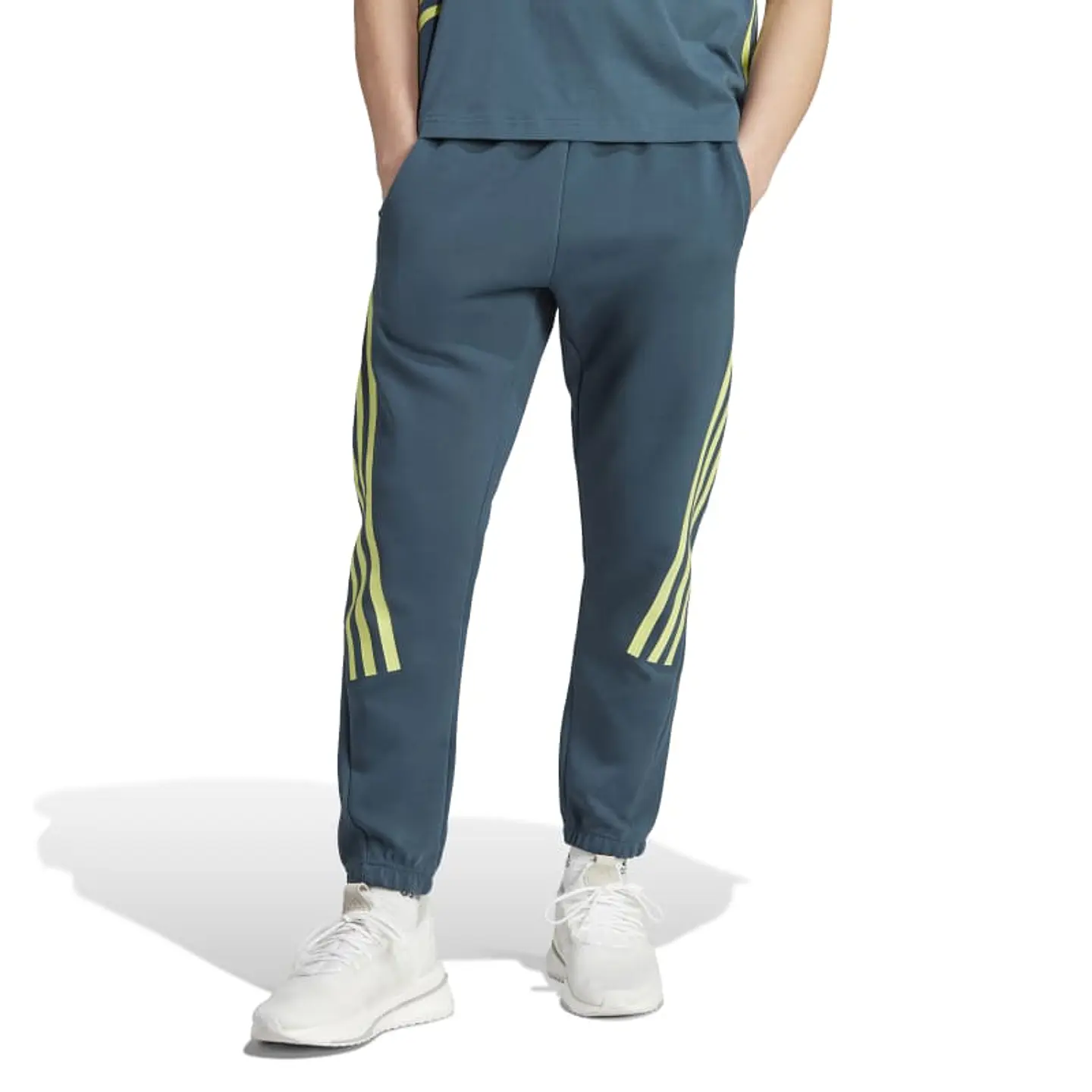 Pantalón de Buzo Hombre Verde Adidas Ij6372 1