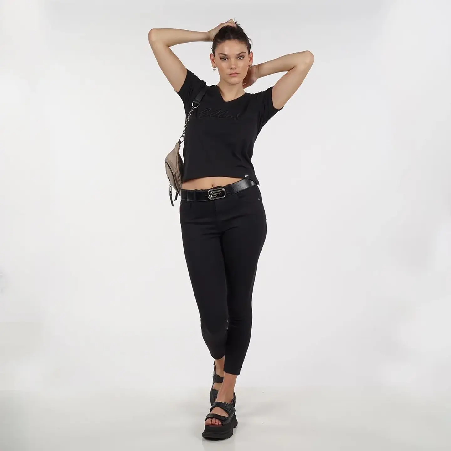 Polera Mujer Negra Ellus DFC63710 2