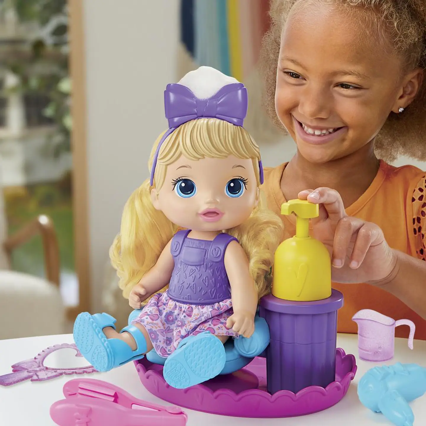 Muñeca Baby Alive Diversion Con Burbujas Rubia F5112 3