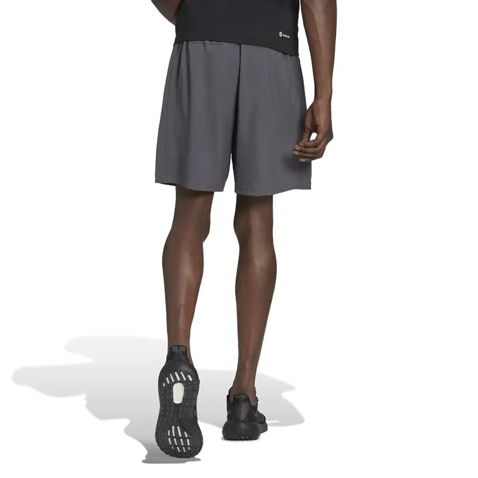 Short Hombre Gris Adidas Ic6978 2