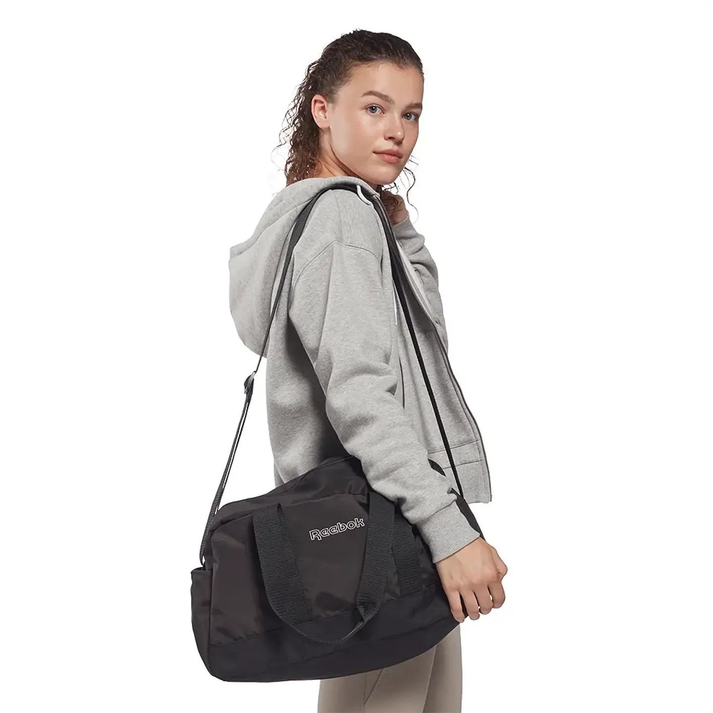 Bolso Negro Reebok HF6956 1