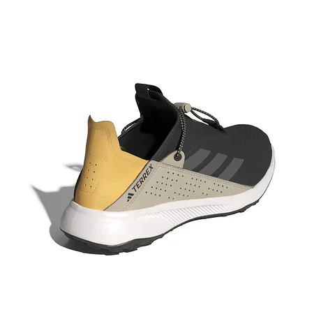 Zapatilla Hombre Negra Adidas IE2598