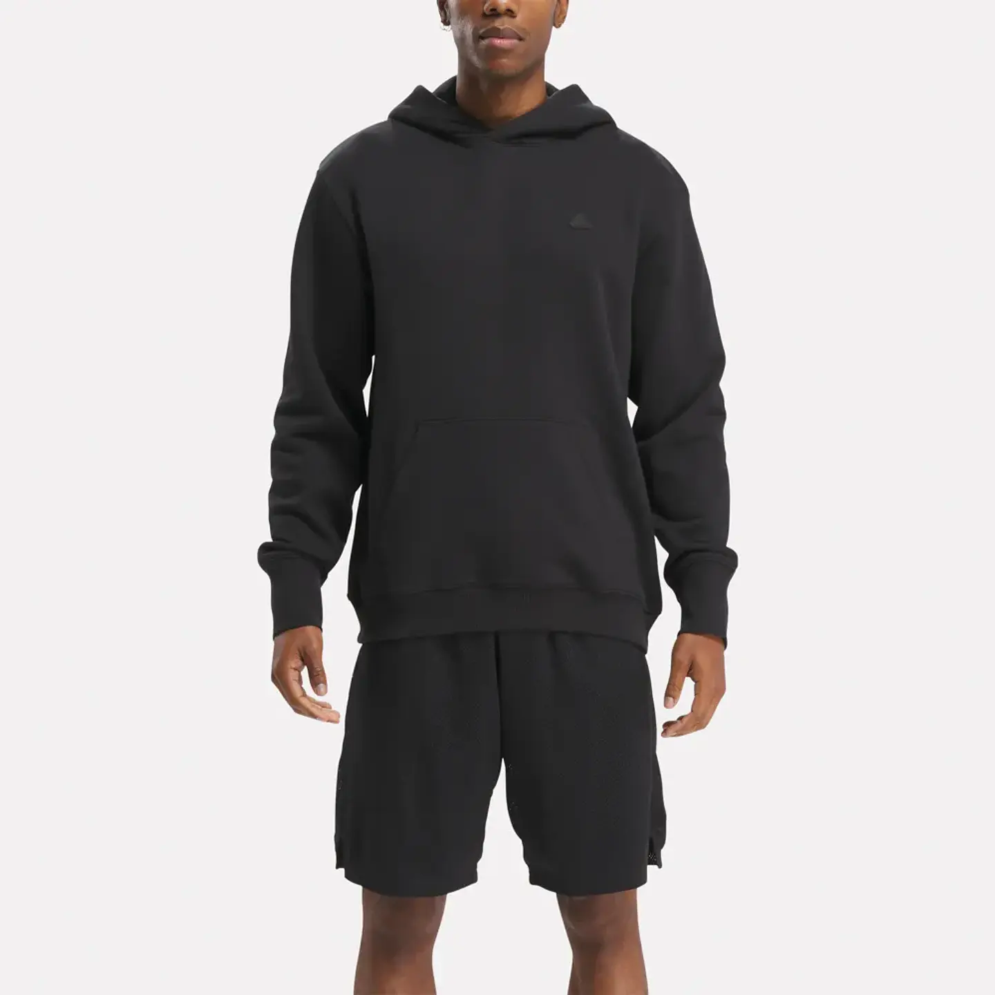 Polerón Hombre Negro Reebok 100075817            1