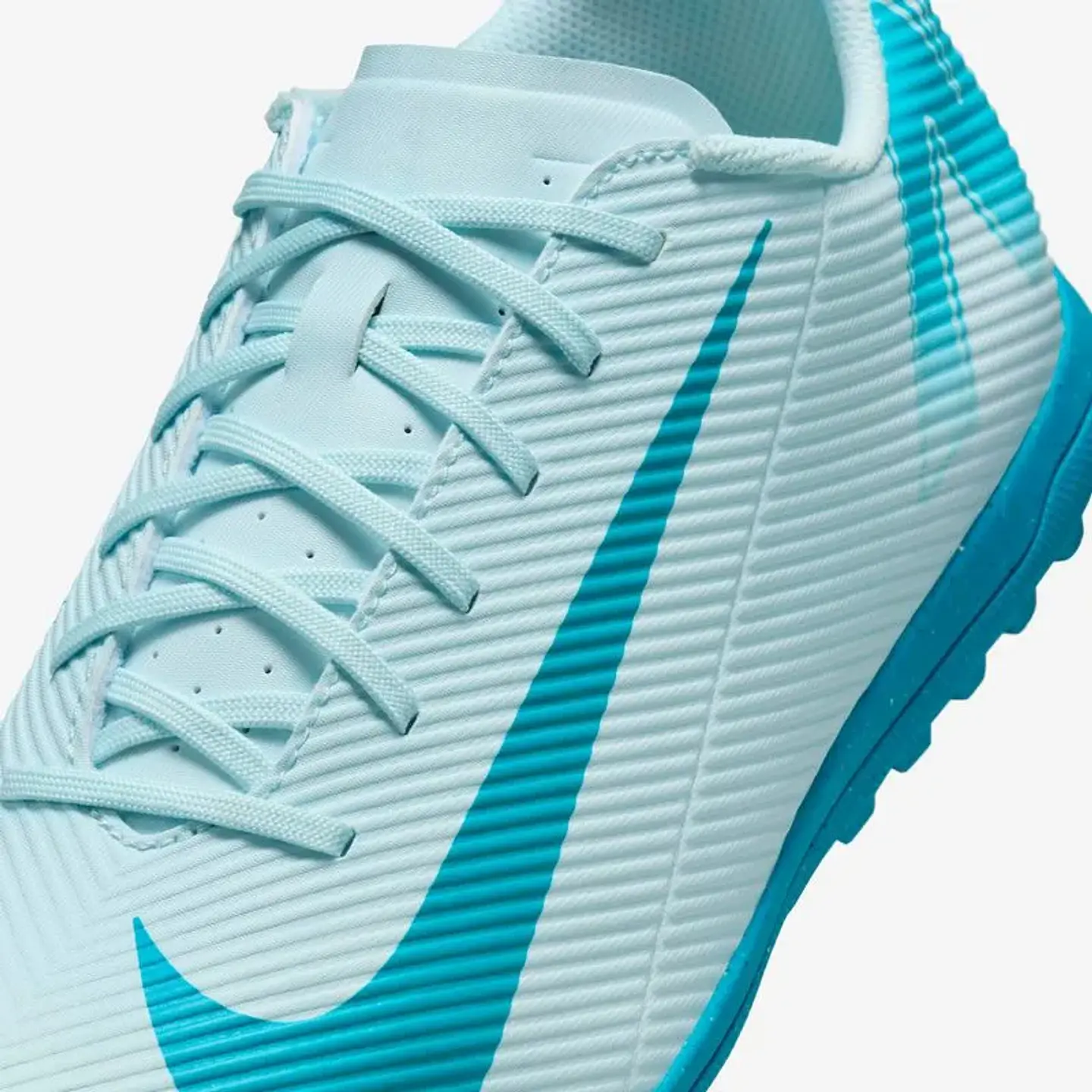 Zapato de Fútbol Hombre Celeste Nike FQ8446-400 4