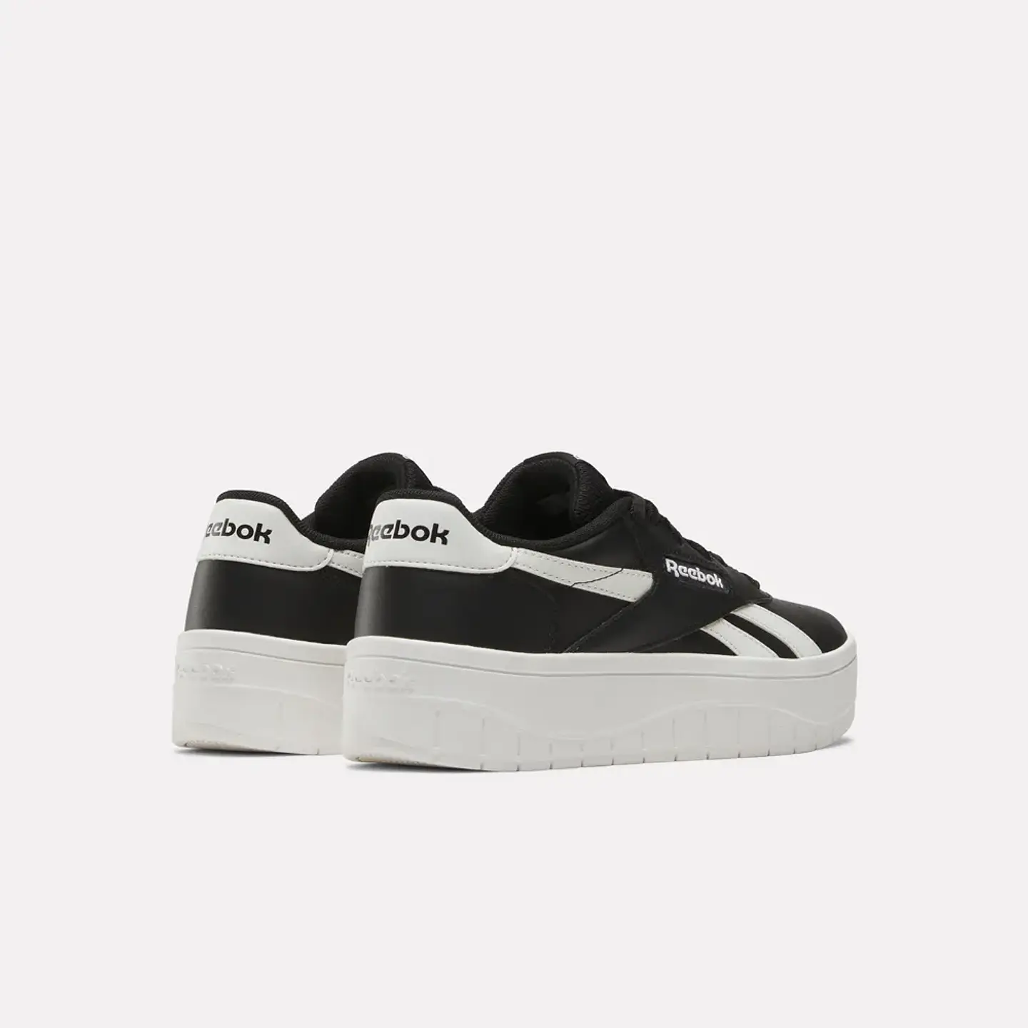 Zapatilla Mujer Negra Reebok 100202649 3