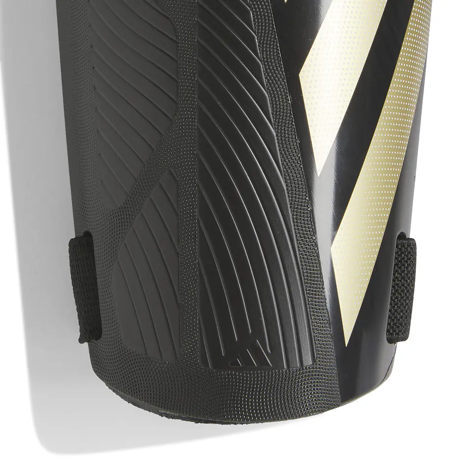 Canillera Negra Adidas IP3998 2