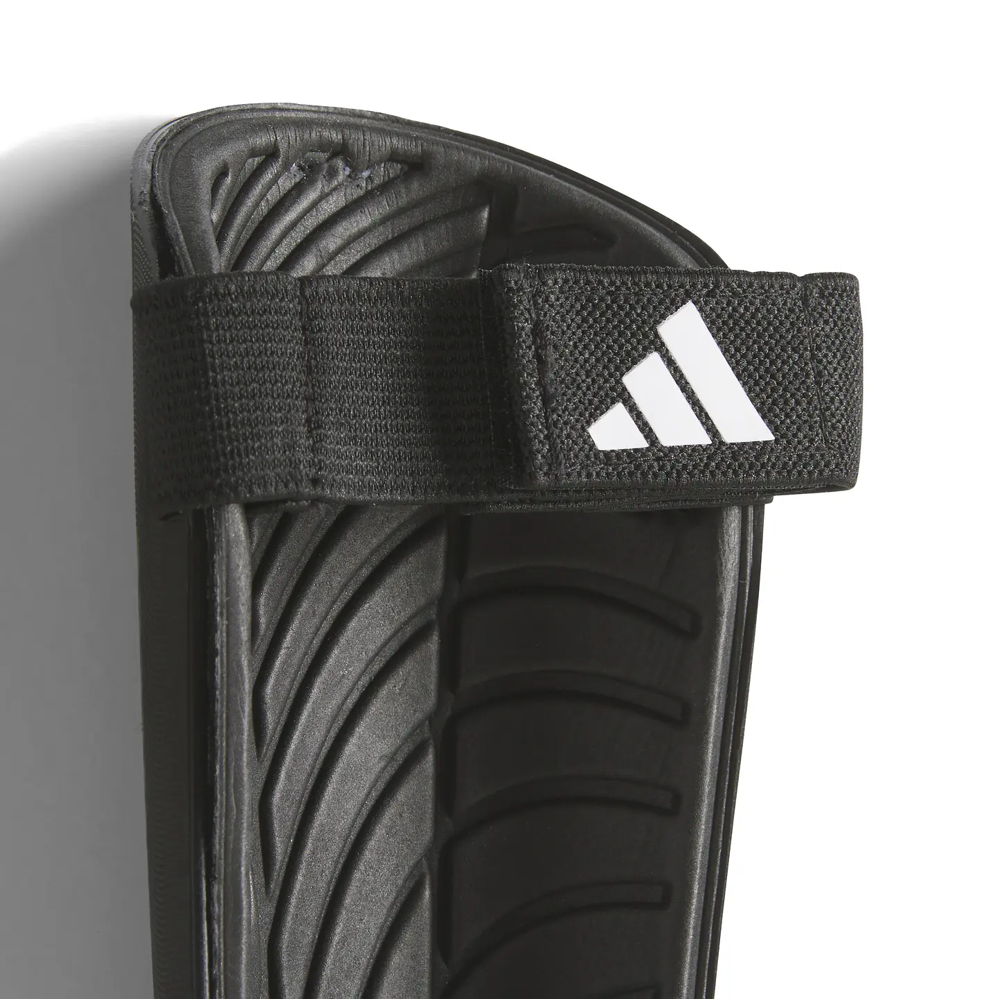 Canillera Negra Adidas IP3998 3