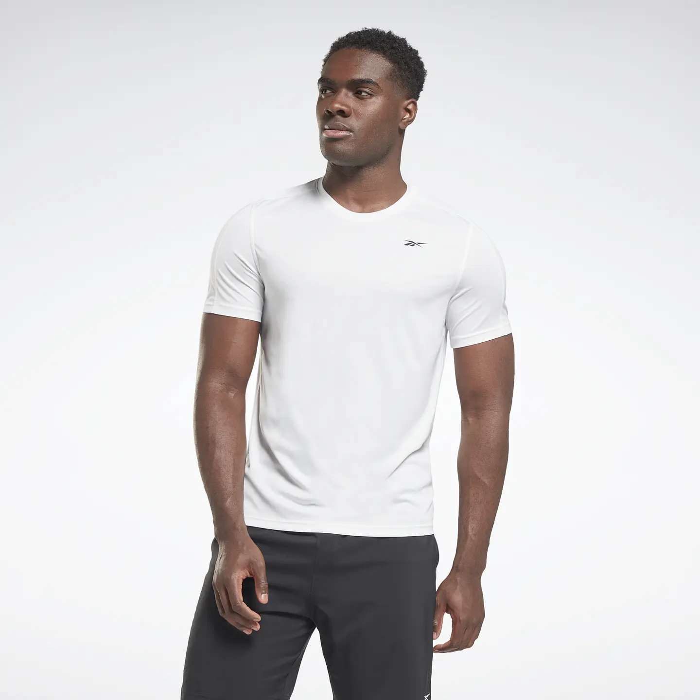 Polera Hombre Blanca Reebok 100057840 1