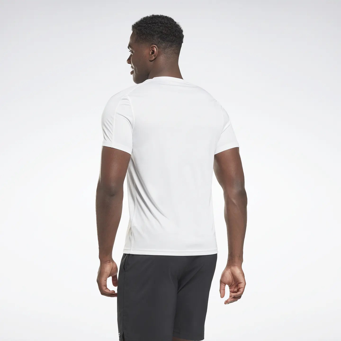 Polera Hombre Blanca Reebok 100057840 2
