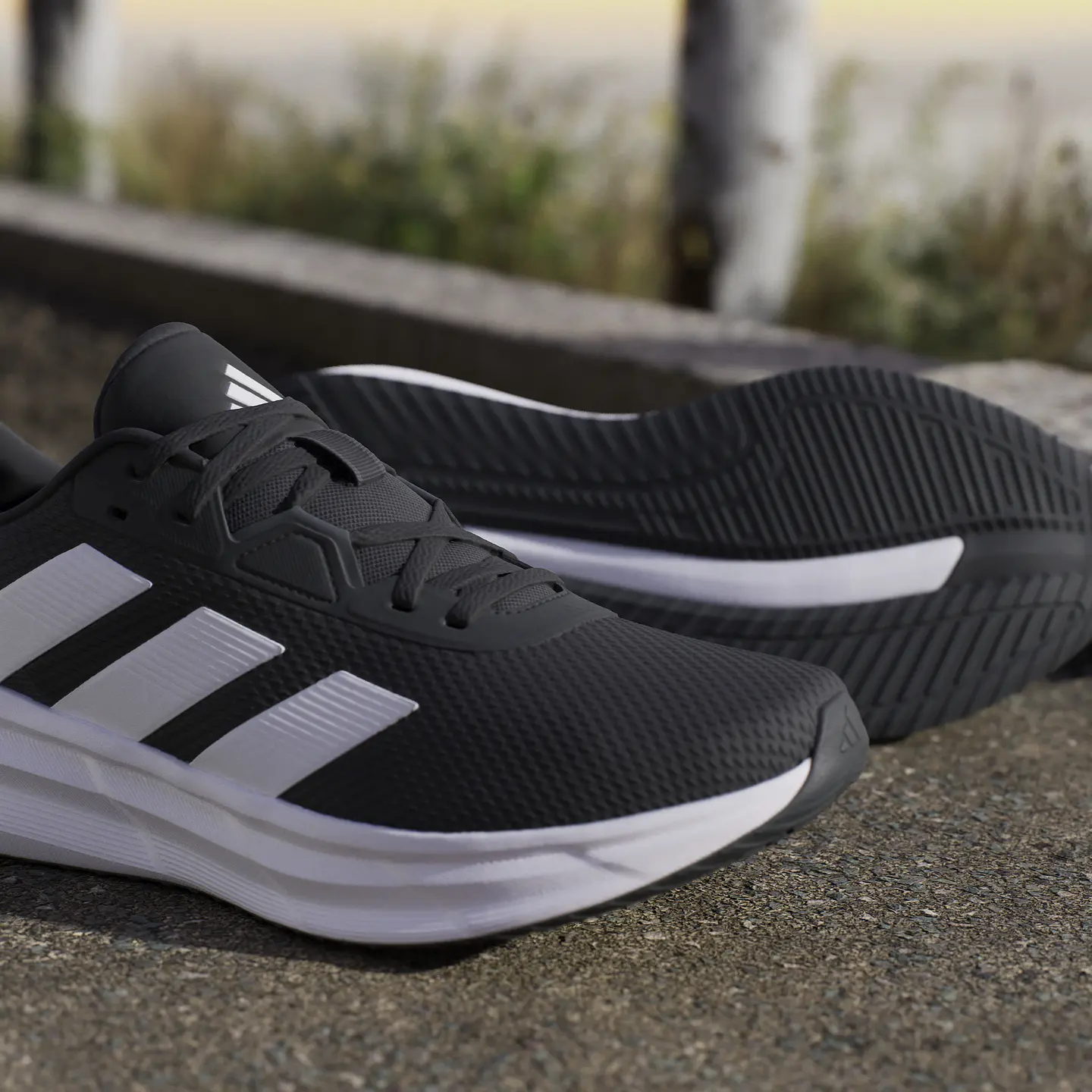 Zapatilla Hombre Negra Adidas ID8760 10