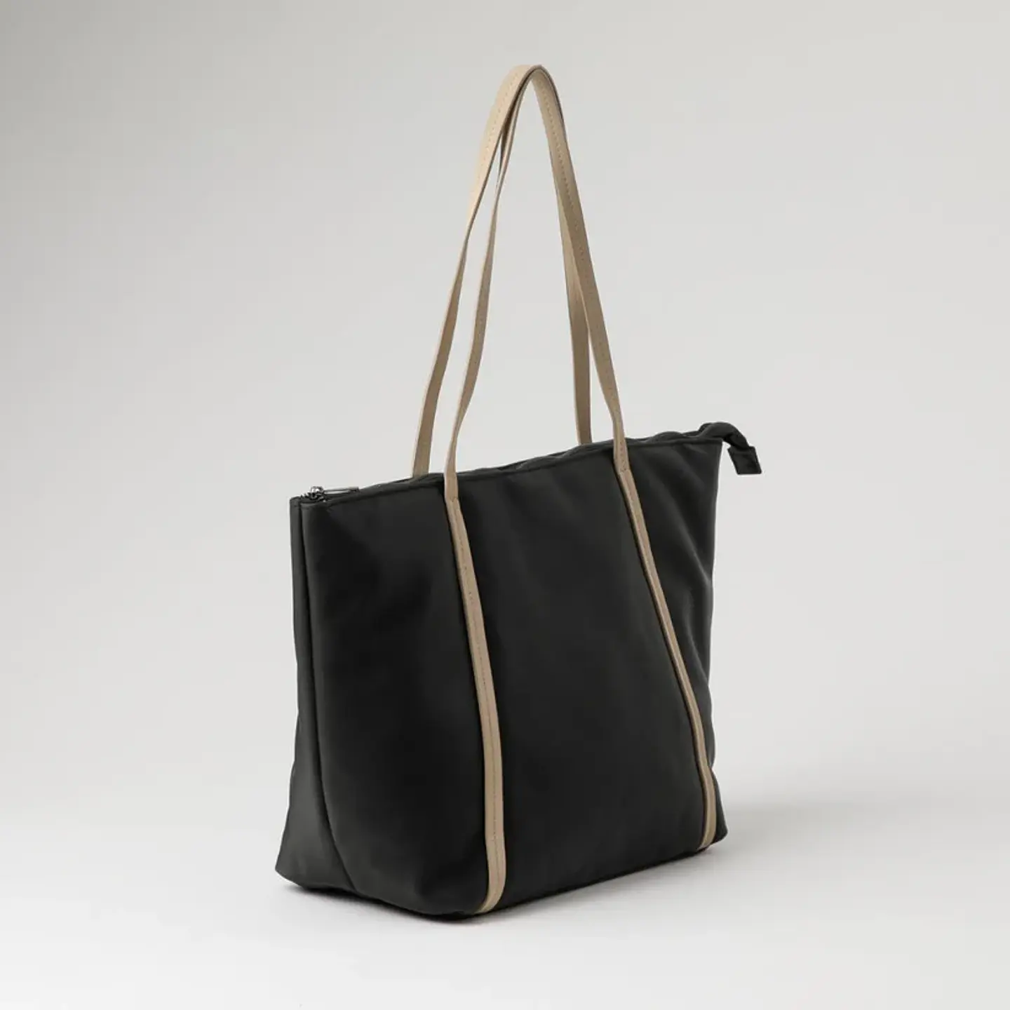 Cartera Negra Humana 3307510200027 2