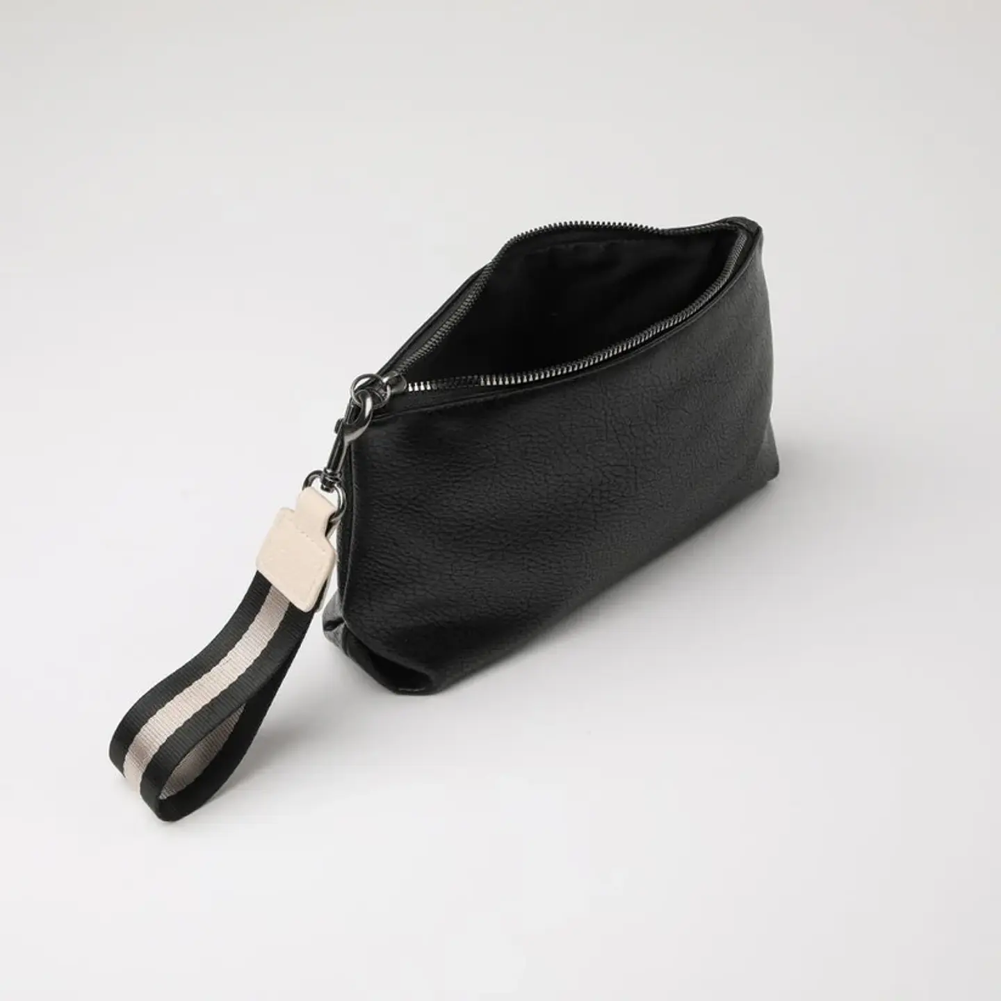 Estuche Negro Humana 3308511100248 2