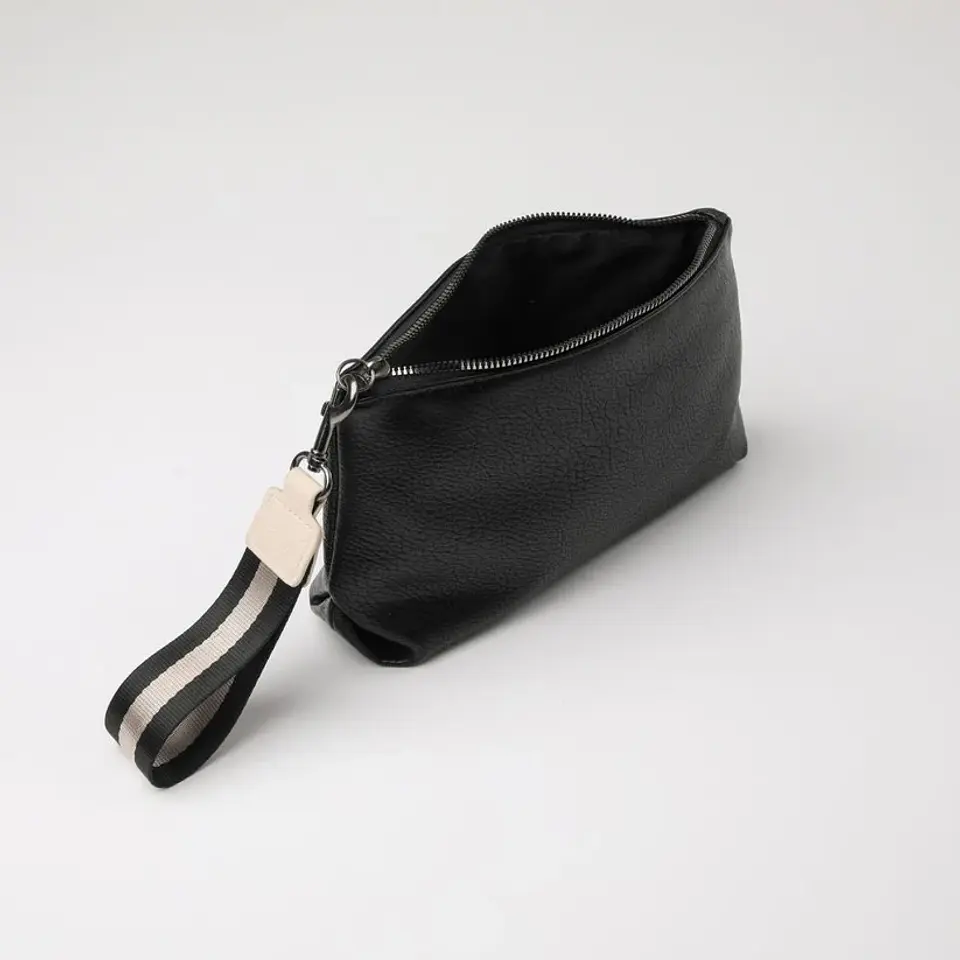 Estuche Negro Humana 3308511100248 2