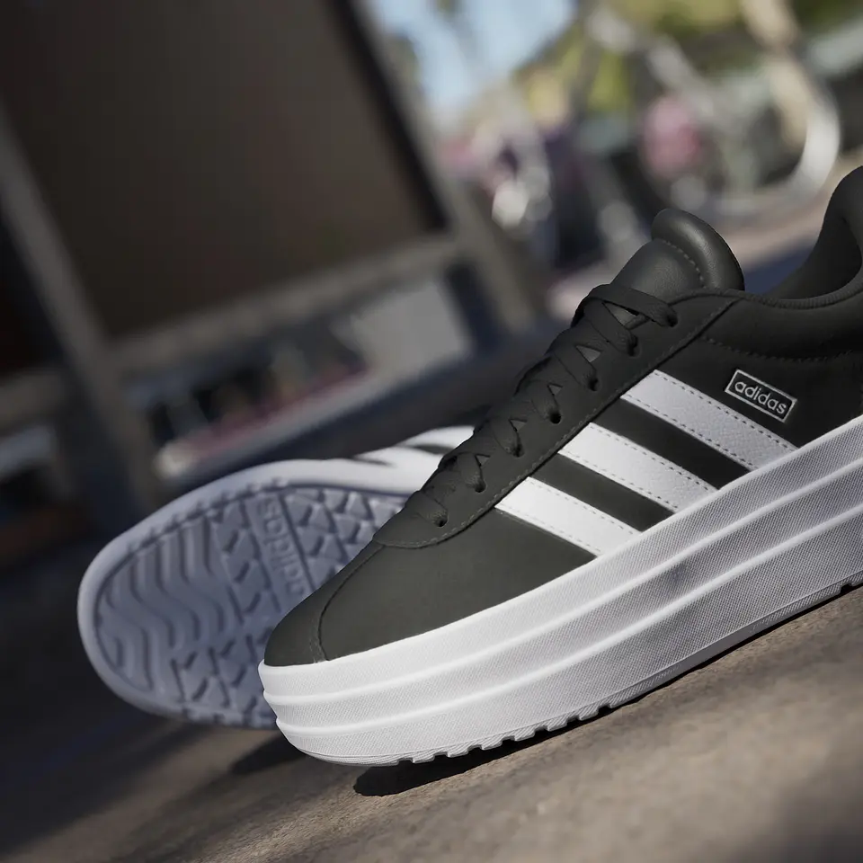 Zapatilla Juvenil Negra Adidas IH4777 13
