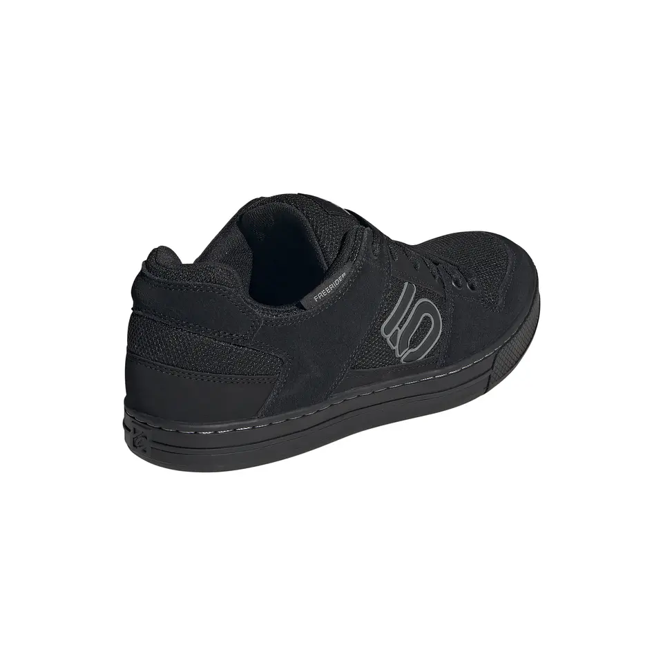 Zapatilla Hombre Negra Adidas HP9939 2