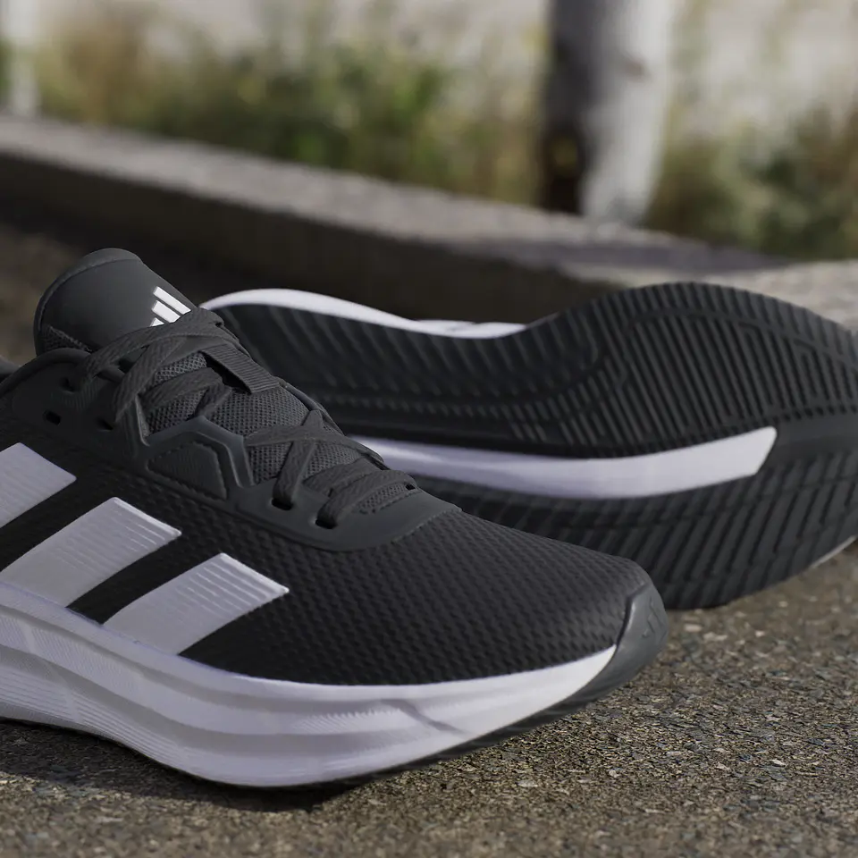 Zapatilla Mujer Negra Adidas ID8765 11
