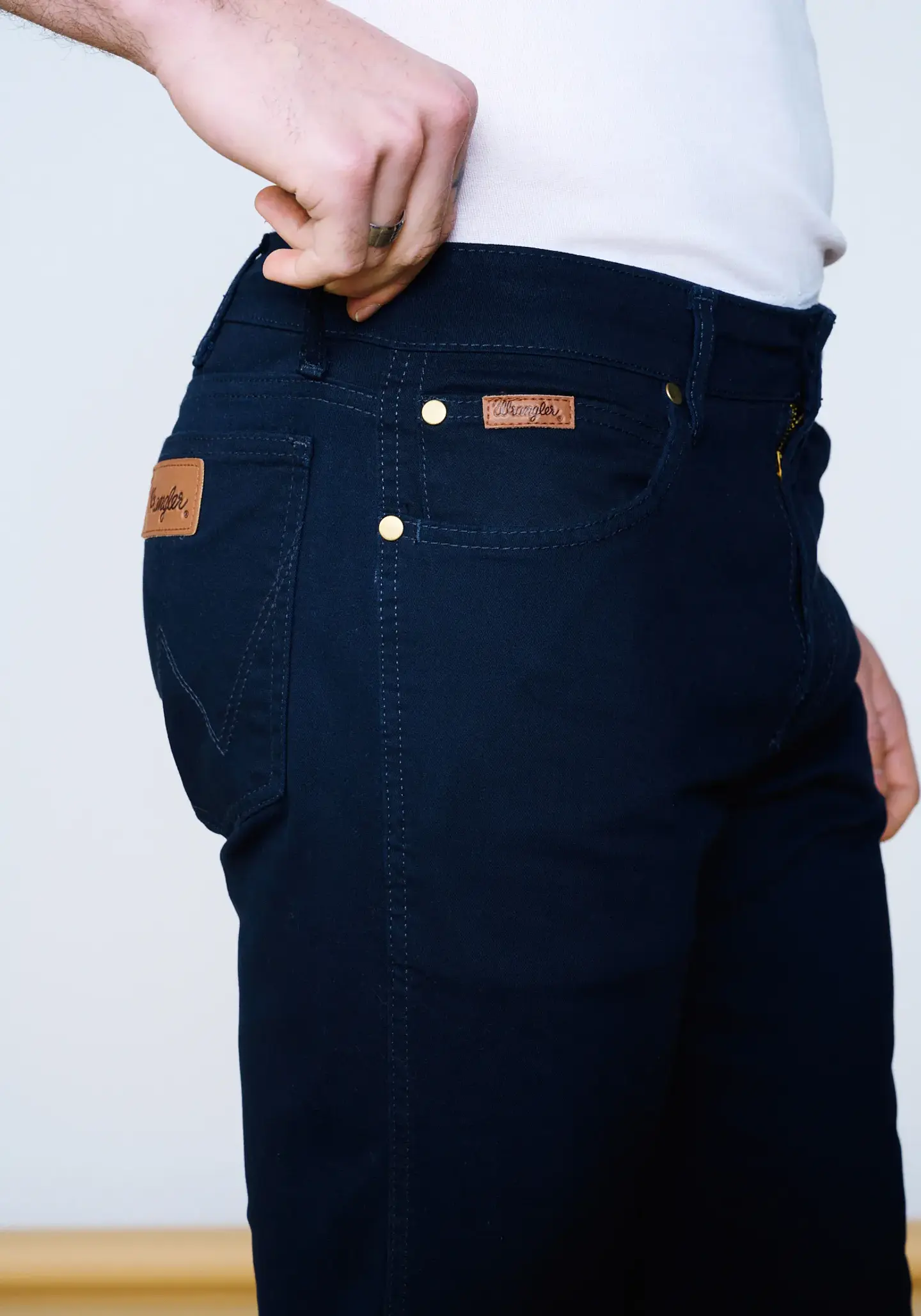 Pantalón Hombre Navy Wrangler 144979 2