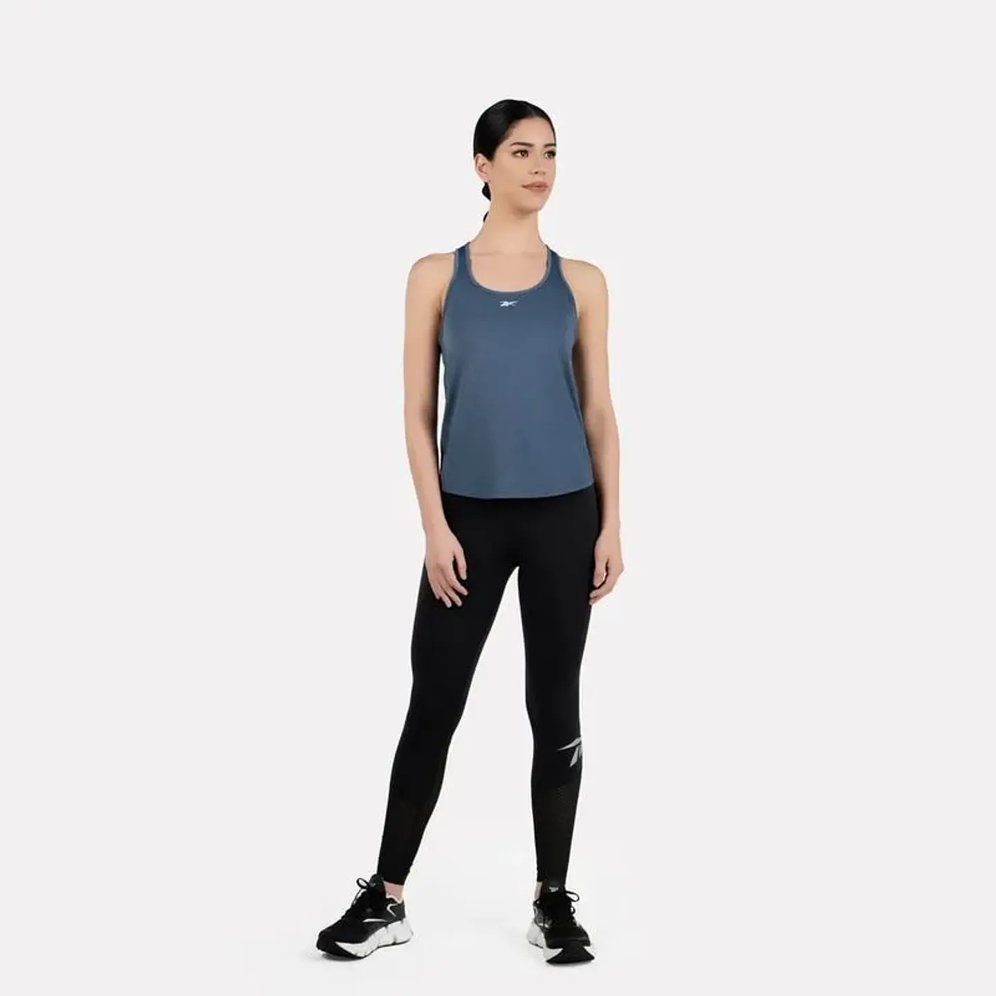 Polera Azul Mujer Reebok 100221768 1