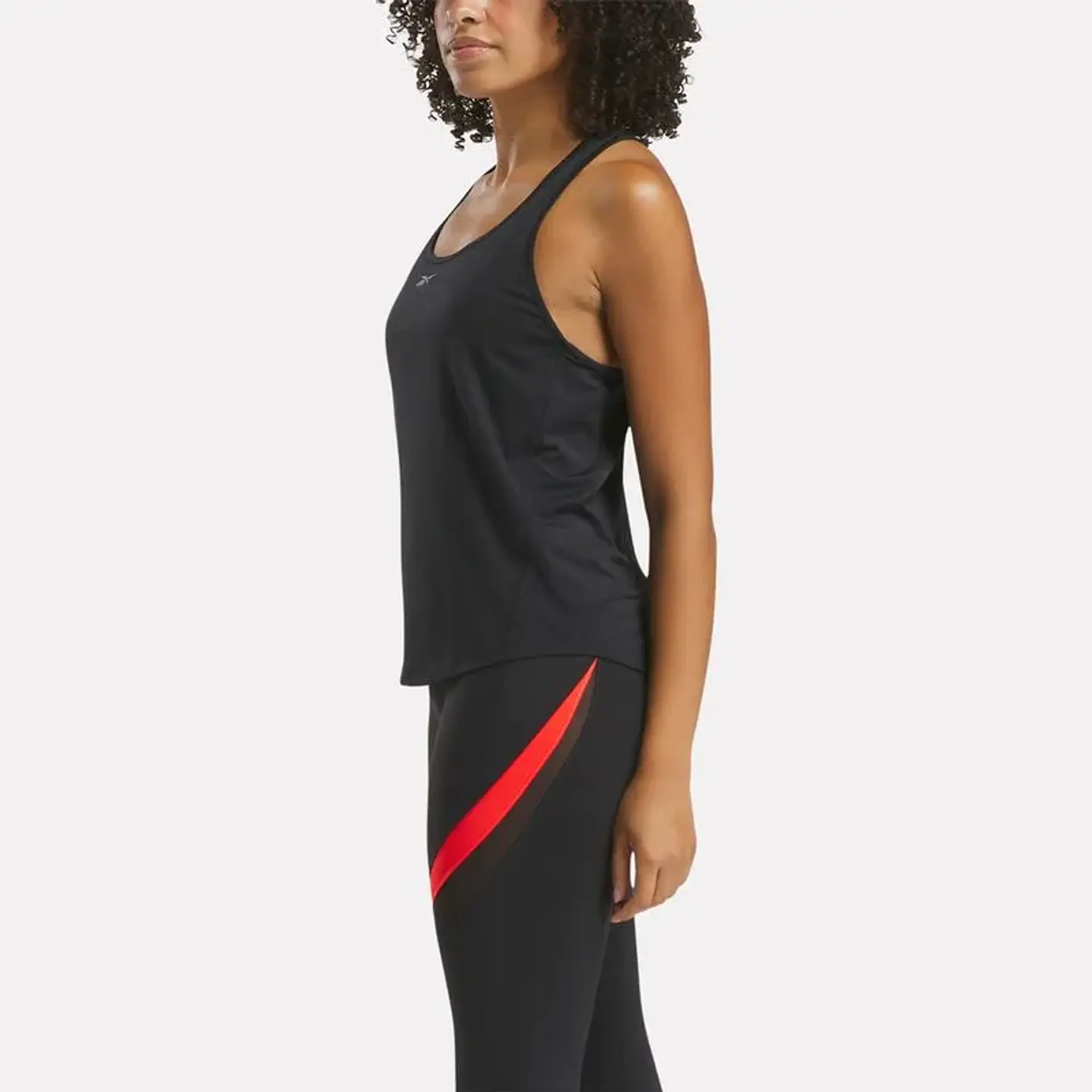 Polera Negra Mujer Reebok 100214679 3